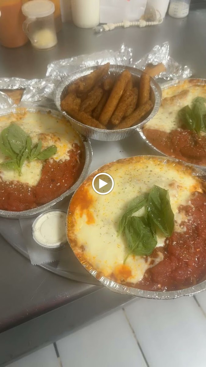 Cusatos Pizzeria And Deli Of Ballston Spa-2